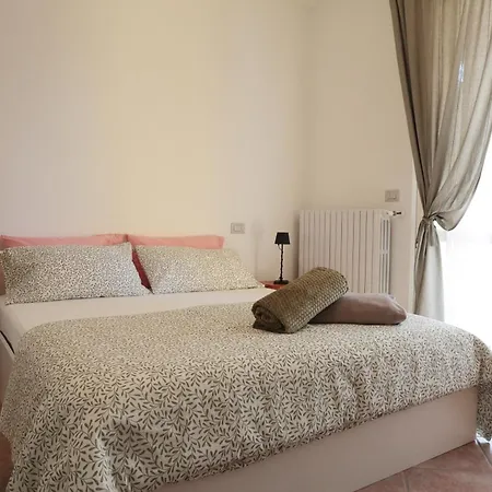 Manerba Del Garda Casa Il Mandorlo * Montinelle